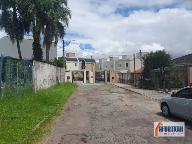 Terreno à venda, no bairro Uberaba em Curitiba