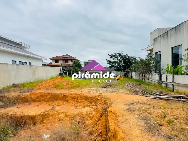 Terreno com 451m², à venda, no bairro Condomínio Residencial Monte Carlo em São José dos Campos