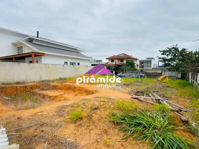 Terreno com 451m², à venda, no bairro Condomínio Residencial Monte Carlo em São José dos Campos