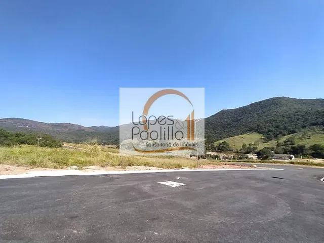 Terreno com 333m², à venda, no bairro Laranja Azeda em Bom Jesus dos Perdões
