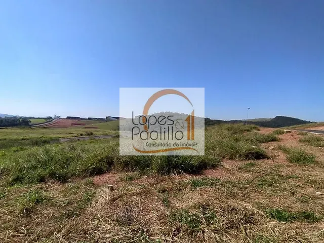 Terreno com 333m², à venda, no bairro Laranja Azeda em Bom Jesus dos Perdões