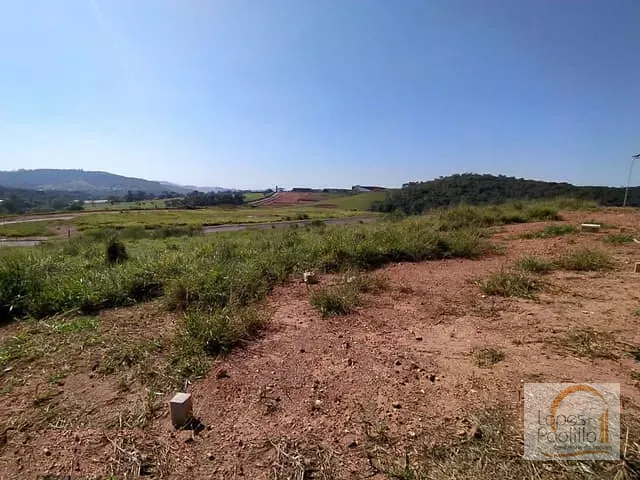 Terreno com 333m², à venda, no bairro Laranja Azeda em Bom Jesus dos Perdões