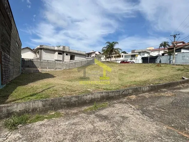 Terreno com 336m², à venda, no bairro Giardino D  Itália em Itatiba