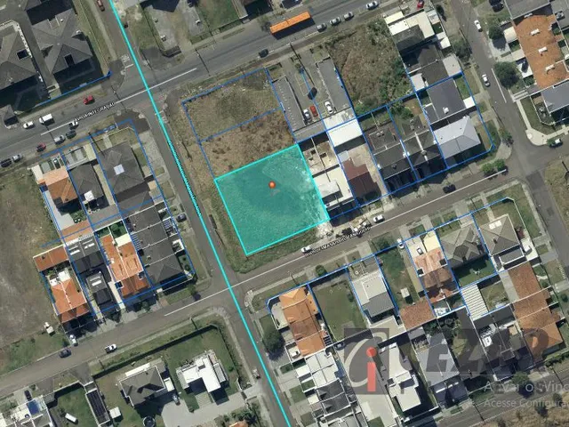 Terreno à venda, no bairro Bairro Alto em Curitiba