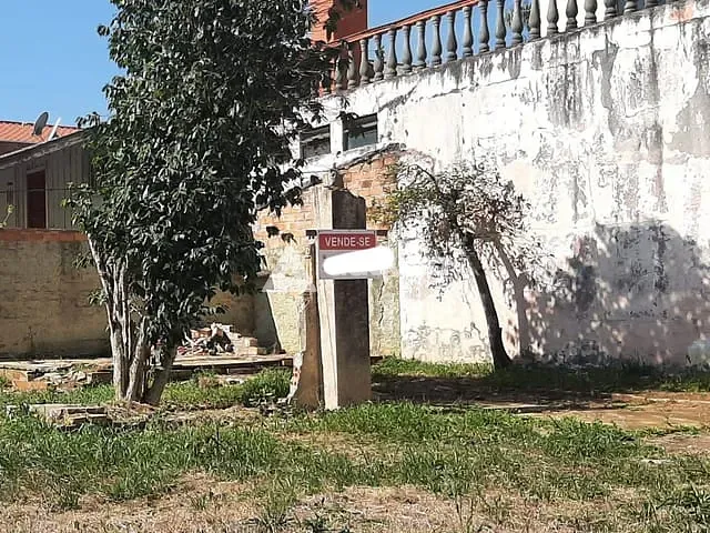 Terreno com 231m², à venda, no bairro Orfãs em Ponta Grossa