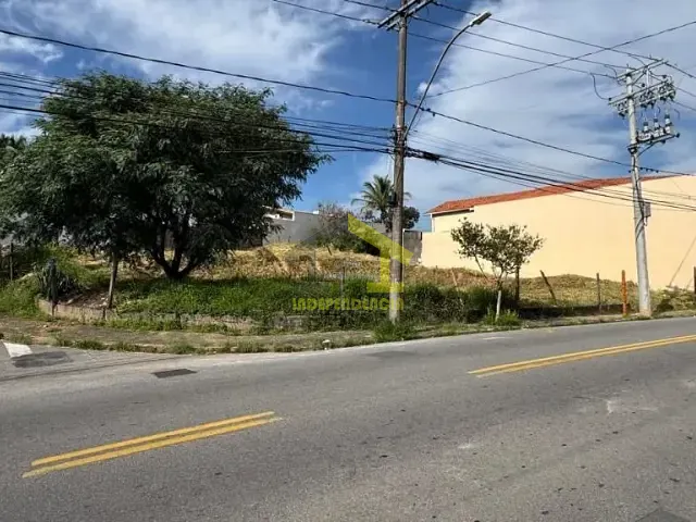 Terreno com 714m², à venda, no bairro Jardim México em Itatiba
