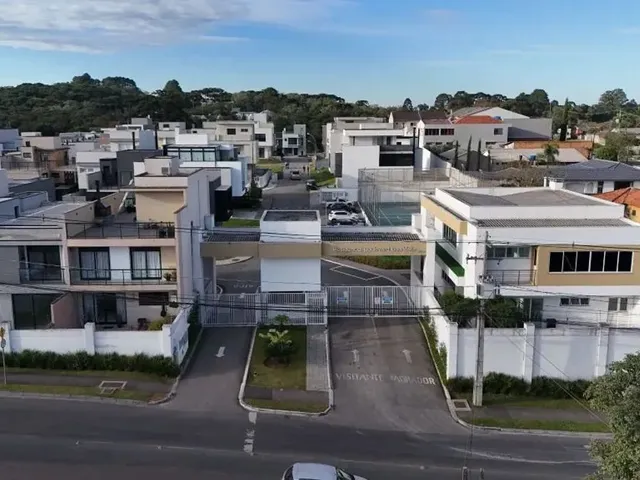 Terreno à venda, no bairro Santa Cândida em Curitiba