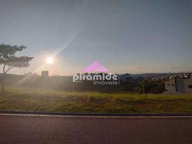 Terreno com 685m², à venda, no bairro Urbanova em São José dos Campos