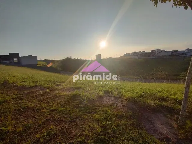 Terreno com 685m², à venda, no bairro Urbanova em São José dos Campos
