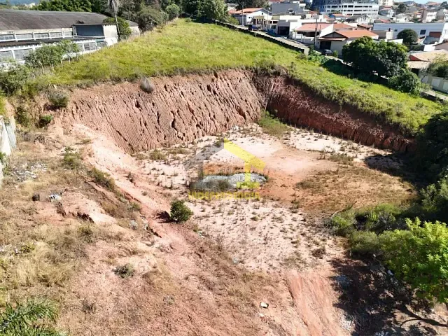 Terreno com 2147m², à venda, no bairro Vila Santa Luzia em Itatiba