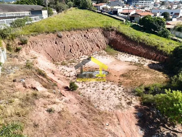 Terreno com 2147m², à venda, no bairro Vila Santa Luzia em Itatiba