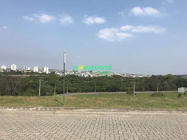 Terreno com 738m², à venda, no bairro Condomínio Reserva do Paratehy em São José dos Campos