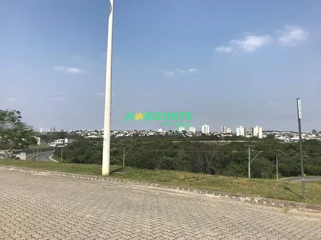 Terreno com 738m², à venda, no bairro Condomínio Reserva do Paratehy em São José dos Campos