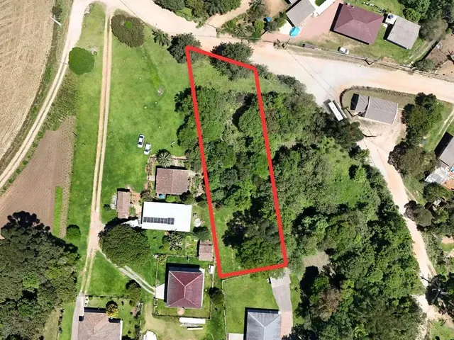 Terreno à venda, no bairro Veneza em Fazenda Rio Grande