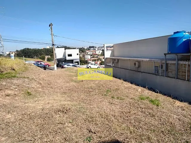 Terreno com 347m², à venda, no bairro Centro em Vinhedo