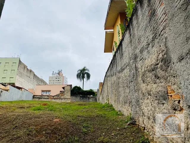Terreno com 798m², à venda, no bairro Vila Junqueira em Atibaia