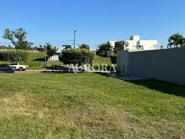 Terreno com 422m², à venda, no bairro Porto Rico em Porto Rico