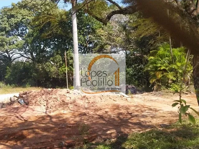 Terreno com 249m², à venda, no bairro Campos de Atibaia em Atibaia