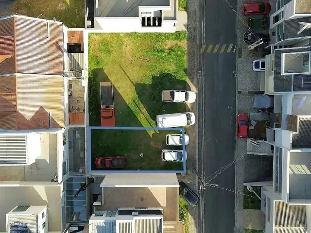 Terreno à venda, no bairro Pinheirinho em Curitiba