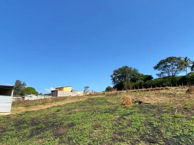 Terreno com 3500m², à venda, no bairro Bairro do Grama em Caçapava