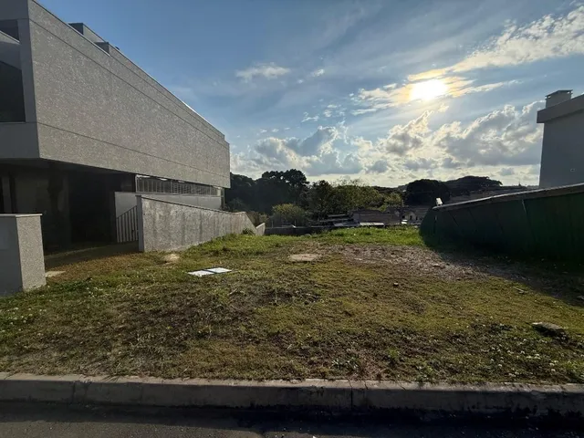 Terreno à venda, no bairro Santa Felicidade em Almirante Tamandaré