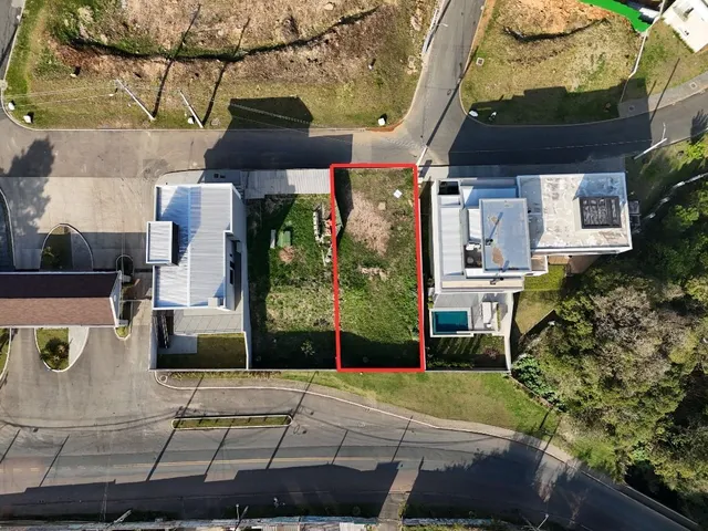 Terreno à venda, no bairro Santa Felicidade em Almirante Tamandaré