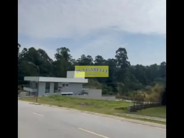 Terreno com 600m², à venda, no bairro Santa Cândida em Vinhedo