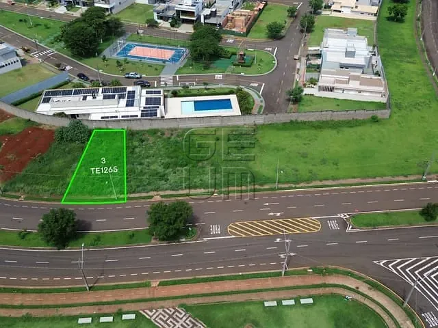 Terreno com 263m², à venda, no bairro Gleba Simon Frazer em Londrina