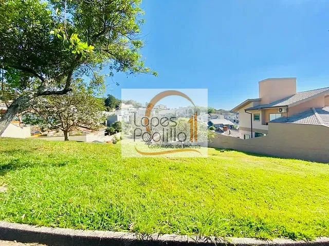 Terreno com 450m², à venda, no bairro Condomínio Residencial Água Verde em Atibaia