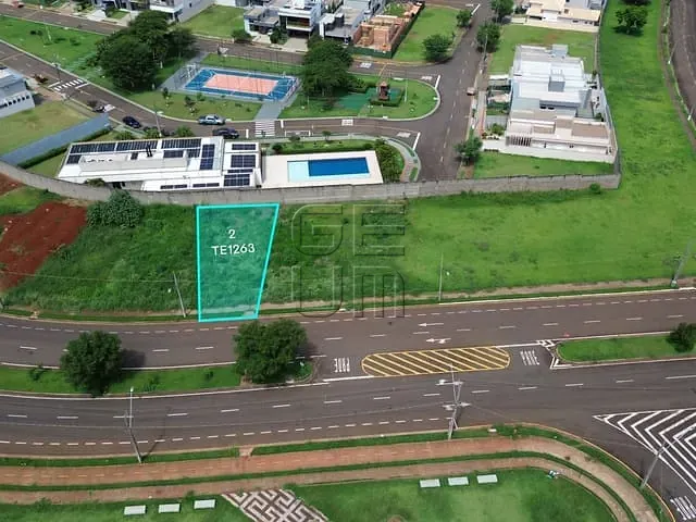 Terreno com 267m², à venda, no bairro Gleba Simon Frazer em Londrina