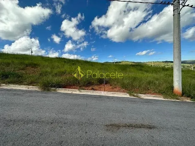 Terreno com 250m², à venda, no bairro Jardim Marlene Miranda em Taubaté