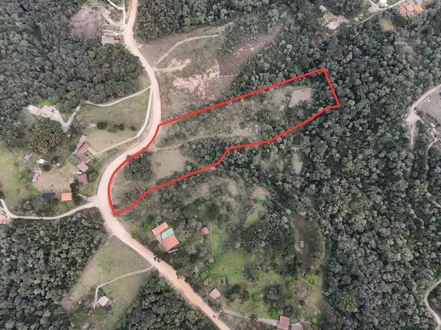 Terreno à venda, no bairro Jardim Cecilia em Campo Magro