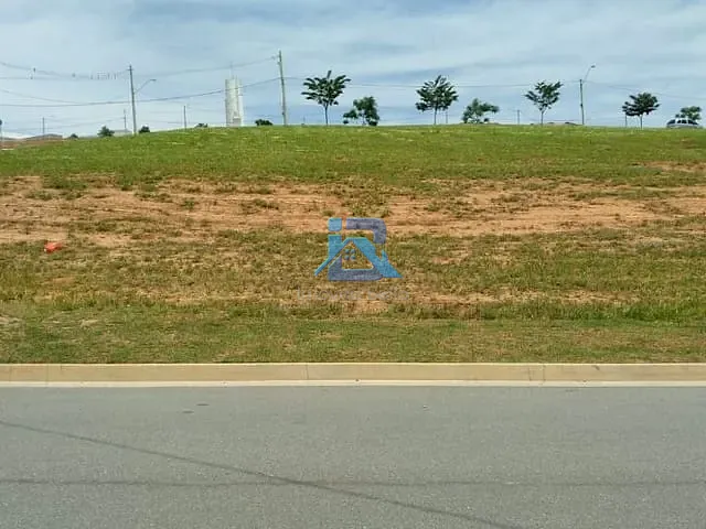 Terreno com 389m², à venda, no bairro Residencial Fazenda Santa Rosa - Fase 1 em Itatiba