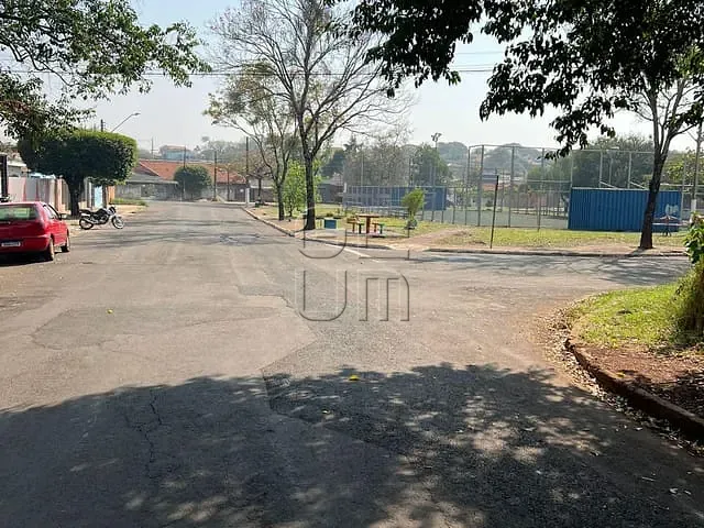 Terreno com 300m², à venda, no bairro Parque das Indústrias em Londrina