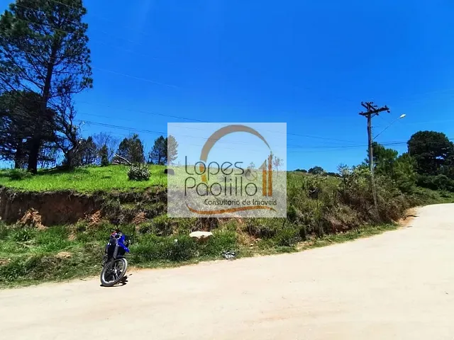 Terreno com 954m², à venda, no bairro Vitória Régia em Atibaia