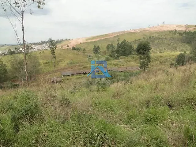 Terreno com 8226m², à venda, no bairro Núcleo Residencial Doutor Luiz de Mattos Pimenta em Itatiba