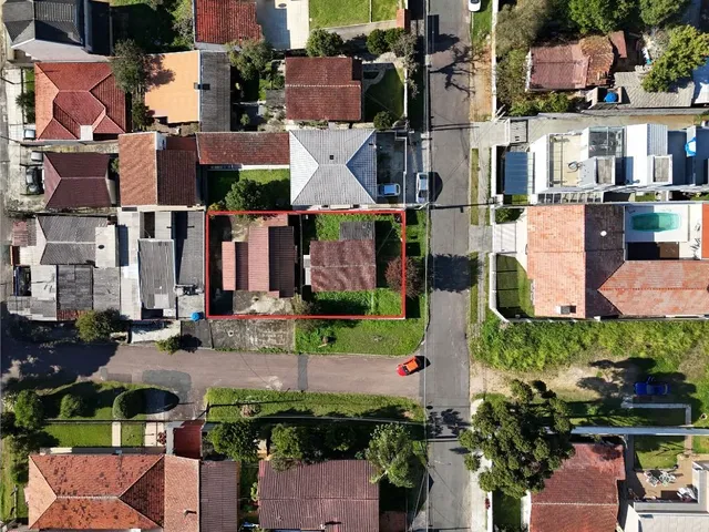 Terreno à venda, no bairro Santa Felicidade em Curitiba