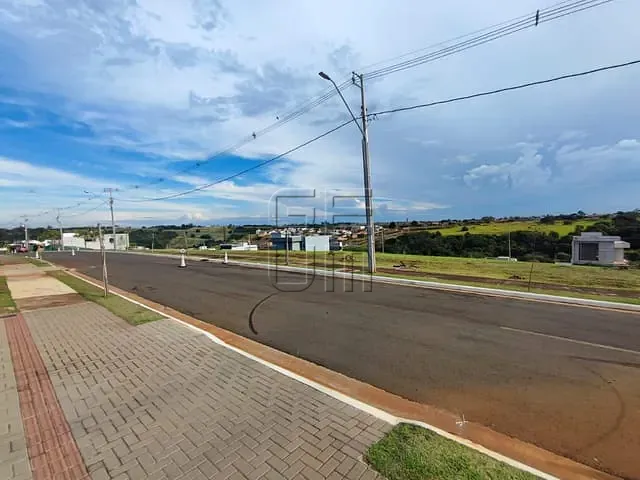 Terreno com 254m², à venda, no bairro Jardim Morumbi em Londrina