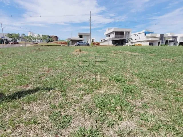 Terreno com 254m², à venda, no bairro Jardim Morumbi em Londrina