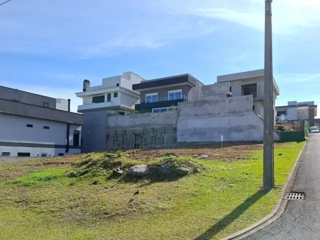 Terreno à venda, no bairro Santa Felicidade em Curitiba
