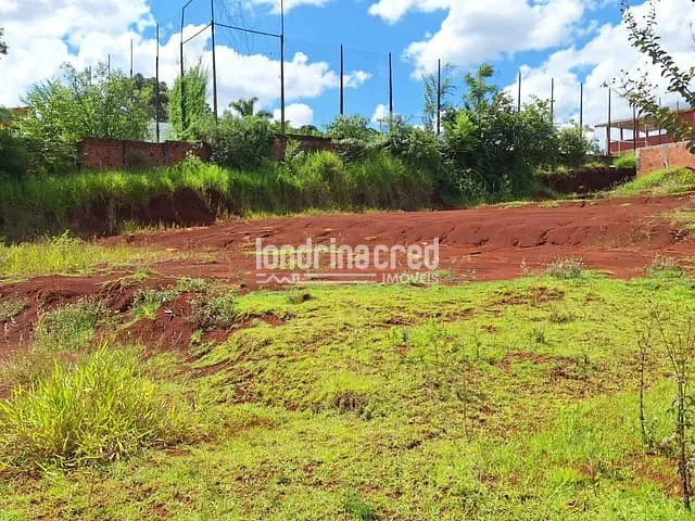 Terreno com 300m², à venda, no bairro Loteamento Bella Vida em Cambé