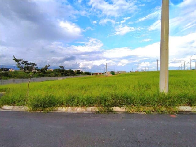 Terreno com 175m², à venda, no bairro Bosque da Imperatriz em Pindamonhangaba