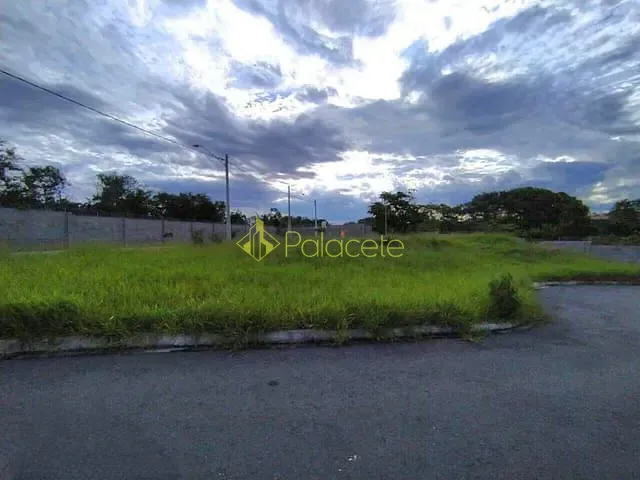 Terreno com 175m², à venda, no bairro Bosque da Imperatriz em Pindamonhangaba