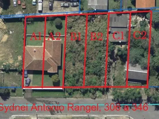 Terreno à venda, no bairro Santo Inácio em Curitiba