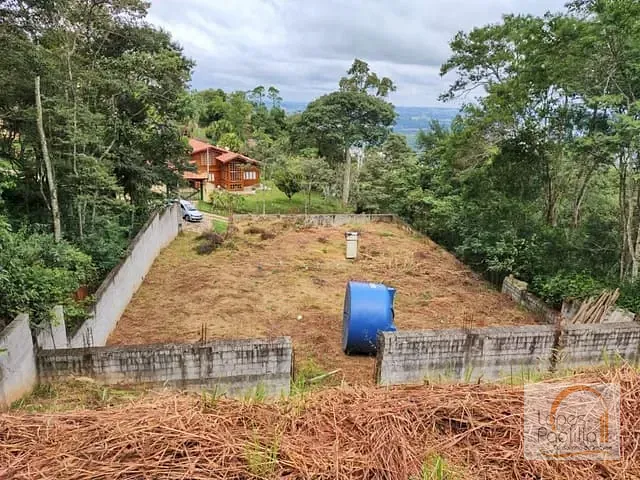 Terreno com 1000m², à venda, no bairro Estância Santa Maria do Laranjal em Atibaia