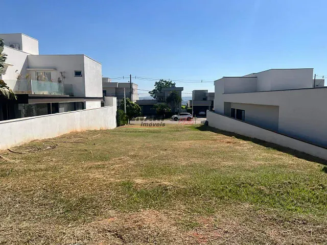 Terreno com 423m², à venda, no bairro Jardim Residencial Alto de Itaici em Indaiatuba
