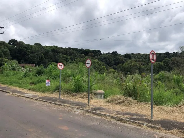 Terreno à venda, no bairro Campo Magro em Campo Magro