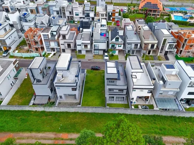 Terreno à venda, no bairro Ganchinho em Curitiba