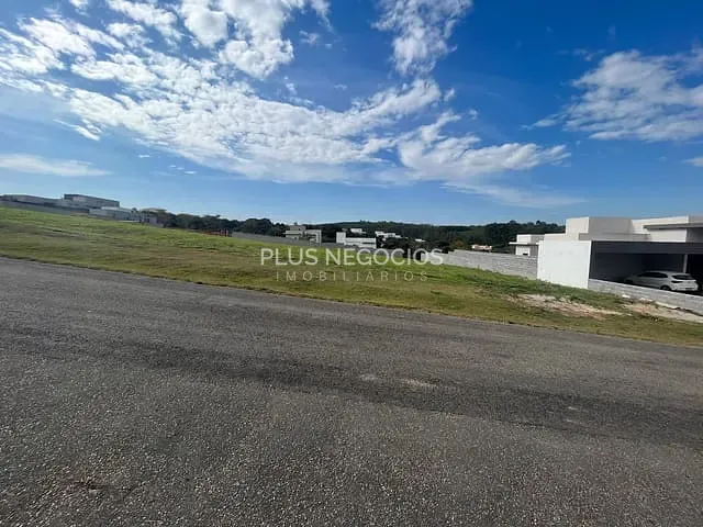 Terreno com 1000m², à venda, no bairro Condomínio Fazenda Alta Vista em Salto de Pirapora