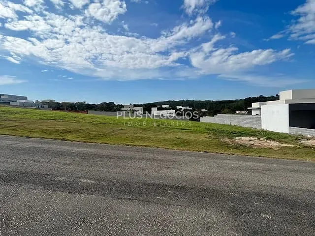 Terreno com 1000m², à venda, no bairro Condomínio Fazenda Alta Vista em Salto de Pirapora
